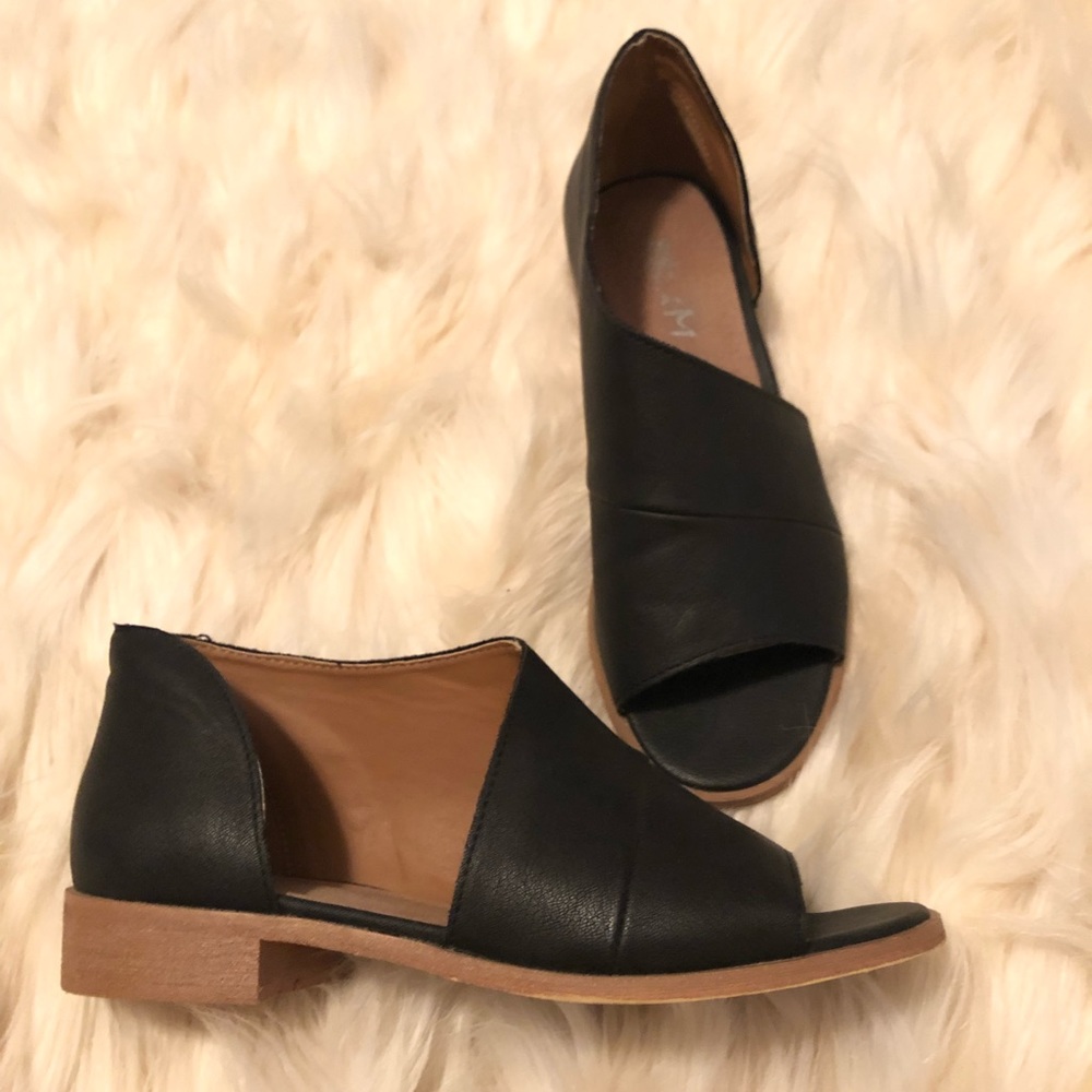 Mimi black sandals